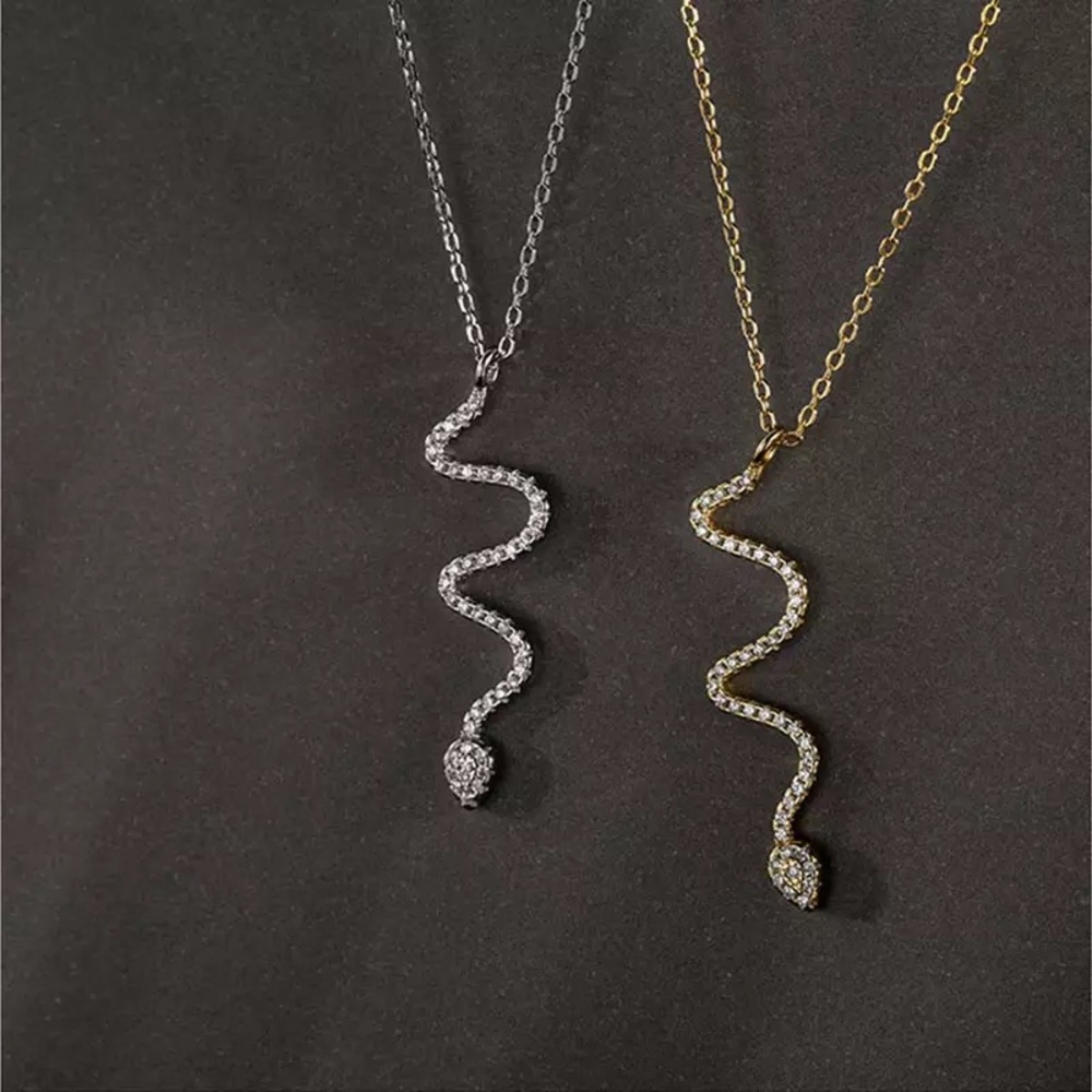 👏🏼Clearance👏🏼S925 Sterling Sliver Snake Shape Necklace - Picture 4 of 9